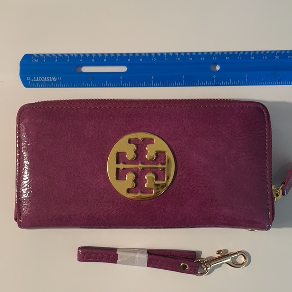 Wallet - Picture 2 of 5